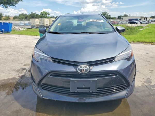2017 TOYOTA COROLLA