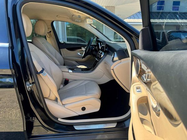 2020 MERCEDES-BENZ GLC
