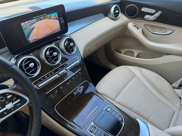 2020 MERCEDES-BENZ GLC