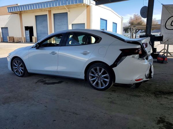 2019 MAZDA 3