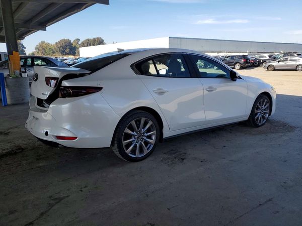 2019 MAZDA 3
