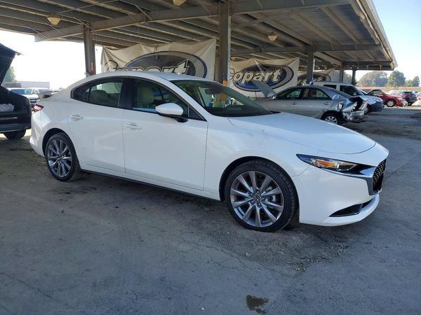 2019 MAZDA 3