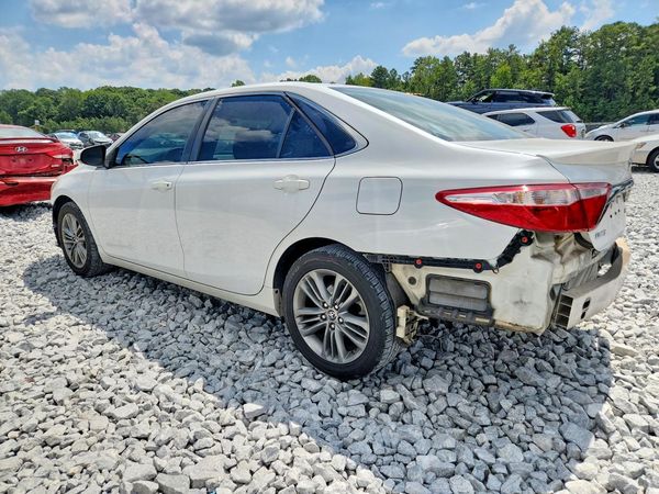 2016 TOYOTA CAMRY