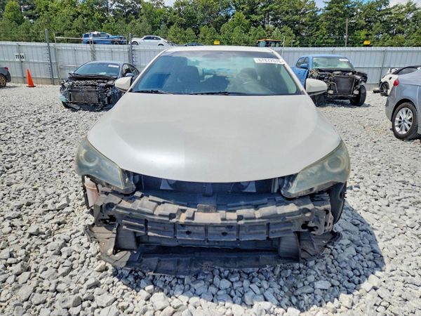 2016 TOYOTA CAMRY