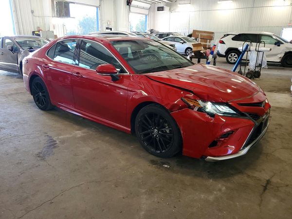 2022 TOYOTA CAMRY XSE