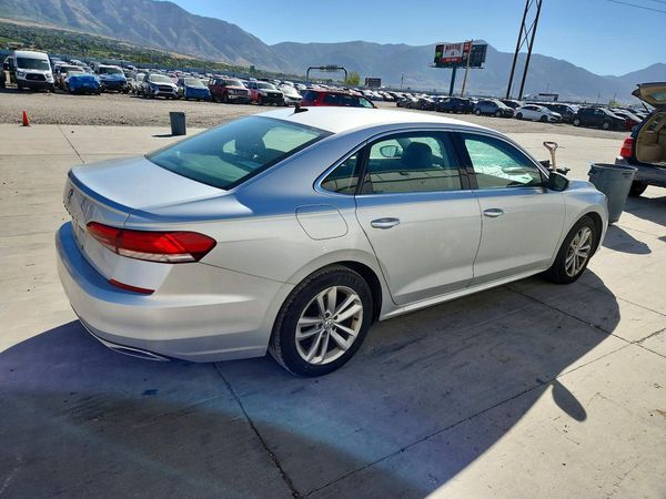 2020 VOLKSWAGEN PASSAT