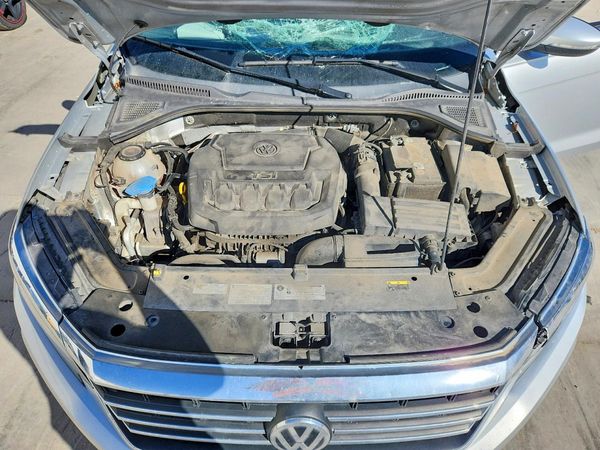 2020 VOLKSWAGEN PASSAT