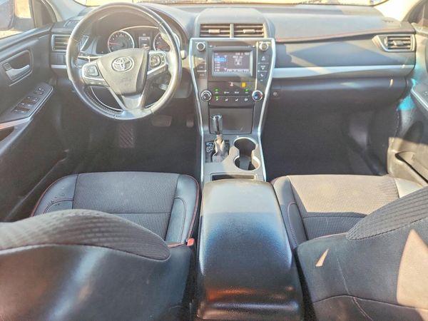 2016 TOYOTA CAMRY