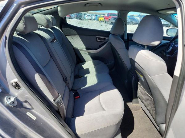 2012 HYUNDAI ELANTRA GLS(Middle grade)