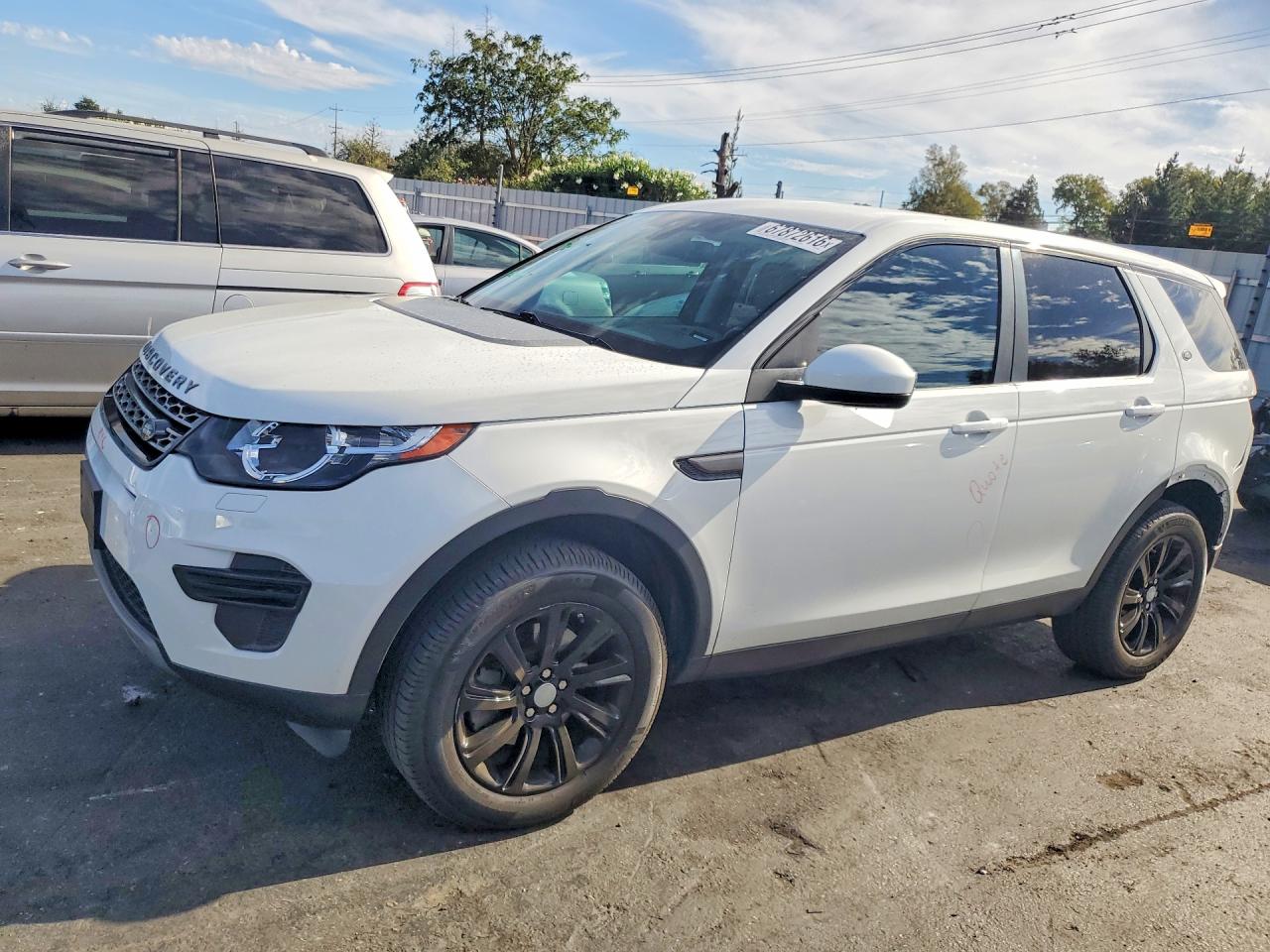 2016 LAND ROVER DISCOVERY SE