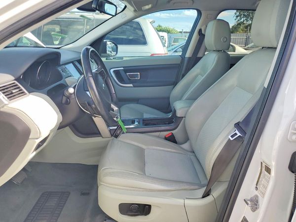 2016 LAND ROVER DISCOVERY SE