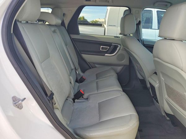 2016 LAND ROVER DISCOVERY SE