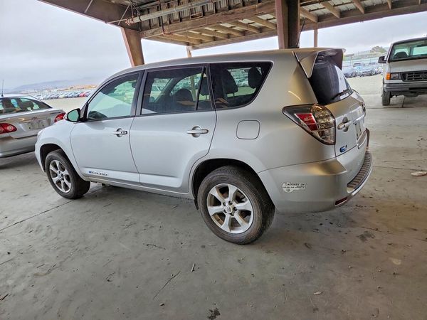 2014 TOYOTA RAV4 High