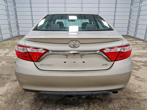 2015 TOYOTA CAMRY — DIRR