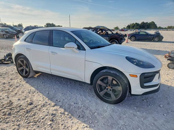 2025 PORSCHE MACAN Macan, Macan T
