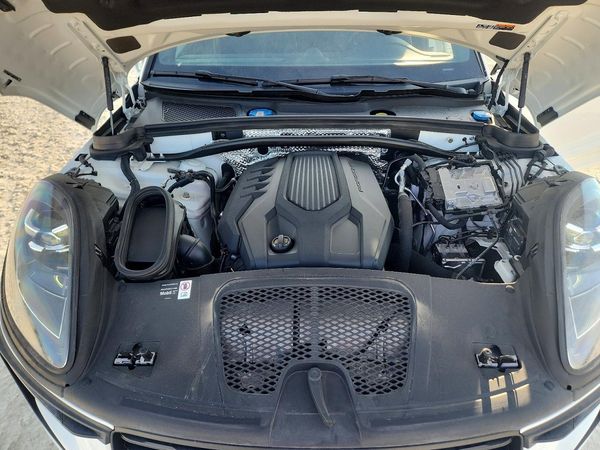 2025 PORSCHE MACAN Macan, Macan T