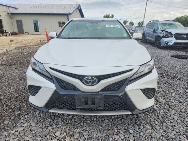 2018 TOYOTA CAMRY XSE
