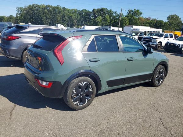 2023 KIA NIRO Wind