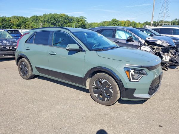 2023 KIA NIRO Wind