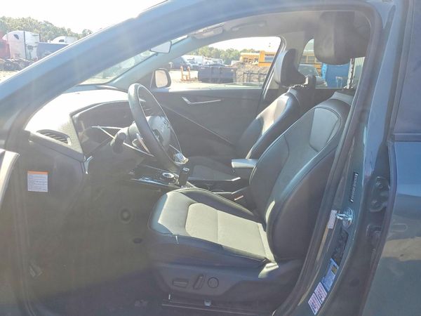 2023 KIA NIRO Wind