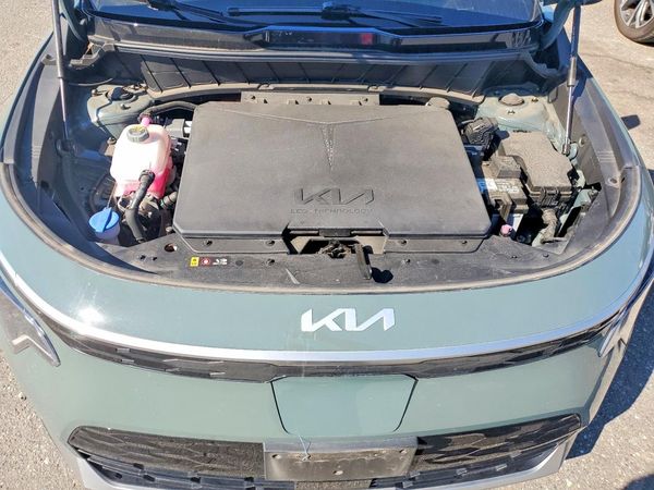 2023 KIA NIRO Wind
