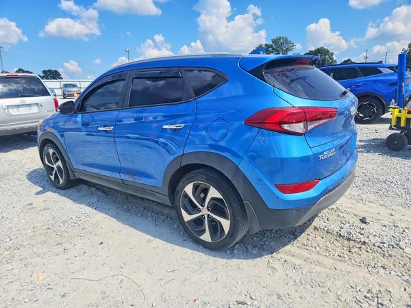 2016 HYUNDAI TUCSON