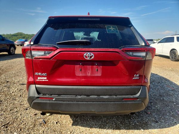 2022 TOYOTA RAV4 LE — DIRR
