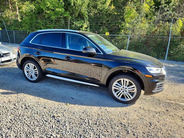 2018 AUDI Q5 — Passenger 3/4