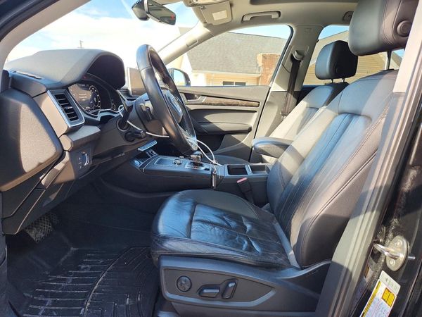 2018 AUDI Q5 — DENT