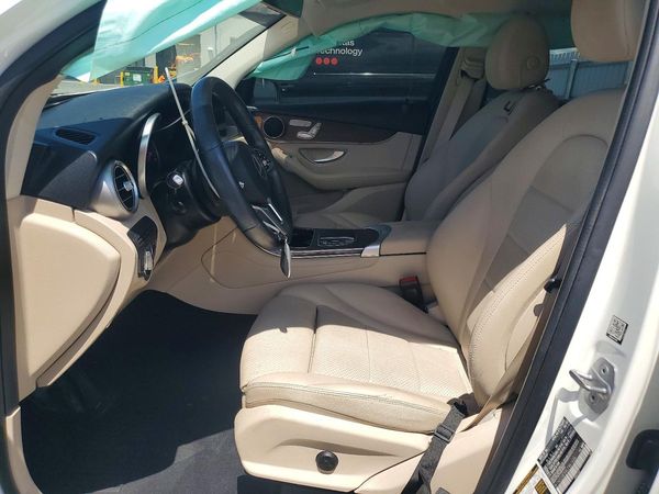 2020 MERCEDES-BENZ GLC