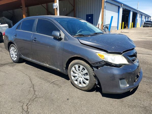 2012 TOYOTA COROLLA