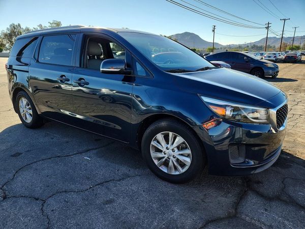 2016 KIA SEDONA