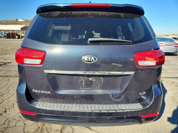 2016 KIA SEDONA