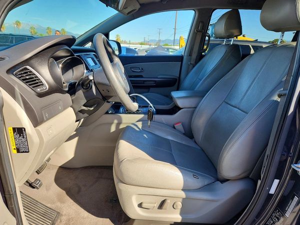 2016 KIA SEDONA