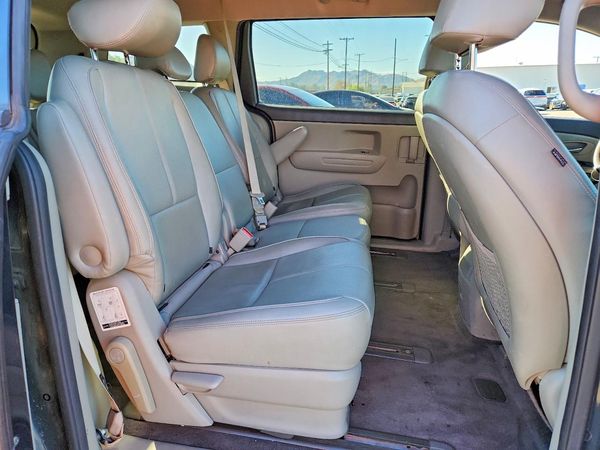2016 KIA SEDONA