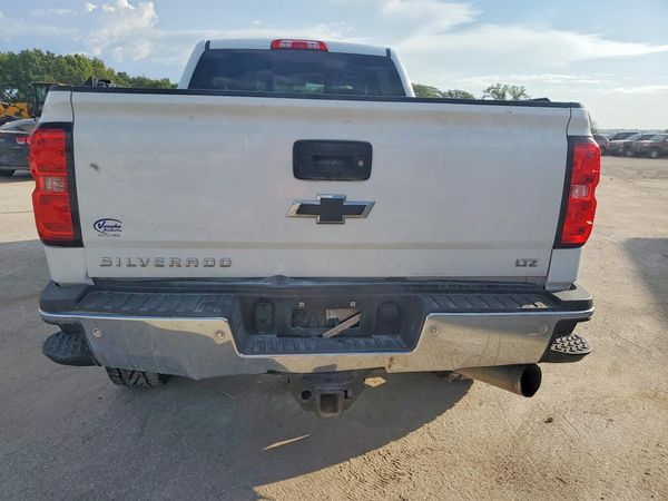 2019 CHEVROLET SILVERADO LTZ — DIRR
