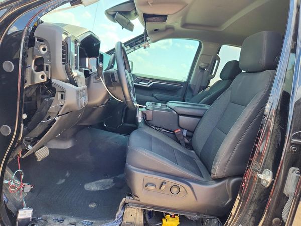 2025 CHEVROLET SILVERADO LT — DENT