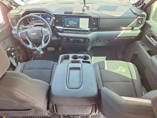 2025 CHEVROLET SILVERADO LT — CKPT