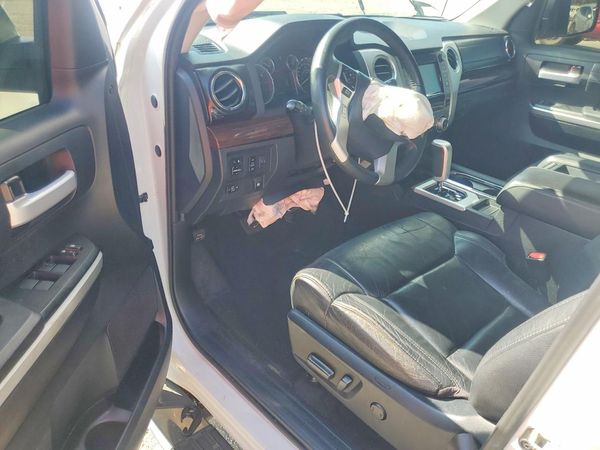 2016 TOYOTA TUNDRA Limited — CKPT
