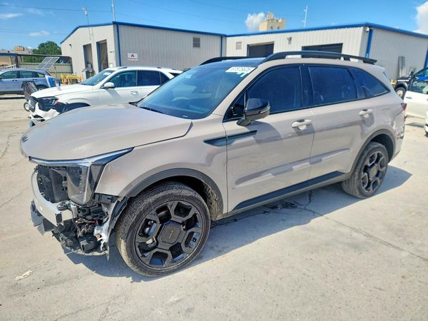 2025 KIA SORENTO