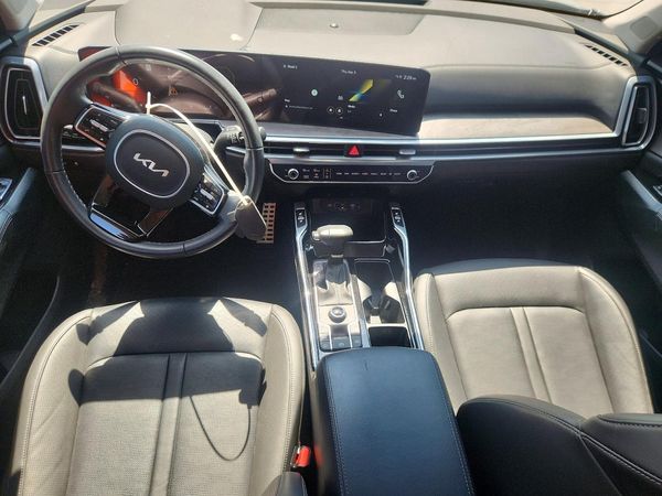 2025 KIA SORENTO