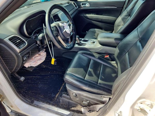 2020 JEEP CHEROKEE Limited — DENT