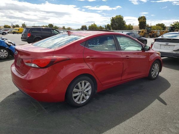 2015 HYUNDAI ELANTRA GLS(Middle)