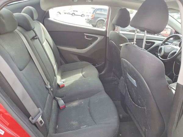 2015 HYUNDAI ELANTRA GLS(Middle)