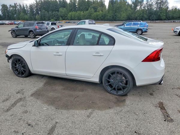 2017 VOLVO S60 Dynamic — DSRA