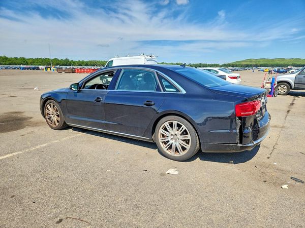 2014 AUDI A8