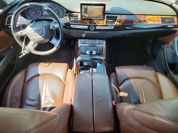 2014 AUDI A8