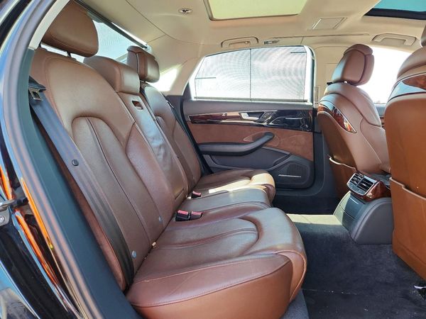 2014 AUDI A8