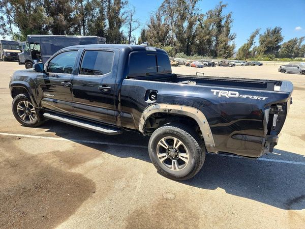 2018 TOYOTA TACOMA SR5/TRD Sport