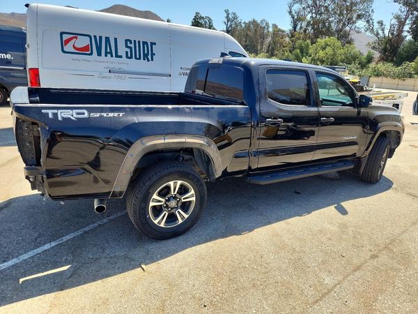 2018 TOYOTA TACOMA SR5/TRD Sport